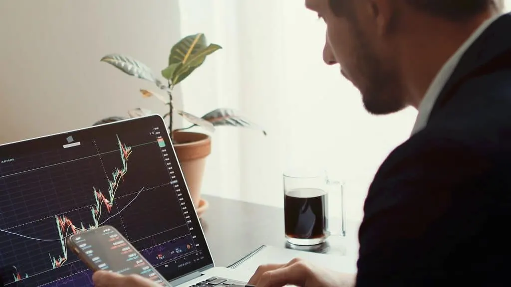 Kryll: 自動取引プラットフォームに関する意見 (出典: Waxoo.fr)